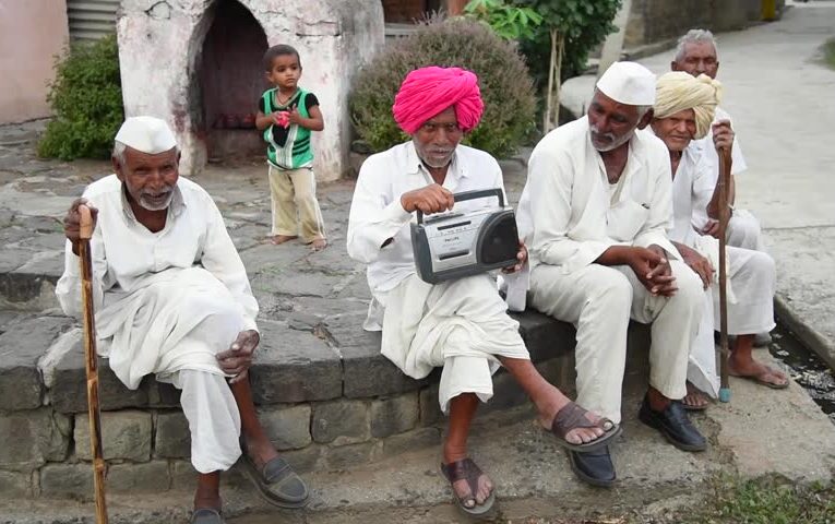 आयुष्यावरची चालती बोलती पुस्तके..